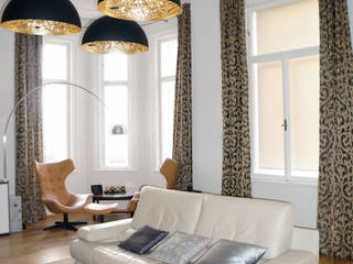 Wiener Stilaltbauwohnung mit modernem Interior, LIGÉS LIGÉS Salon moderne Soie Jaune
