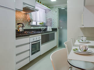 Reforma em Apartamento, Patricia Vertuan Patricia Vertuan Modern kitchen