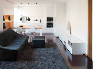 Reforma de apartamento, PAULO MARTINS ARQ&DESIGN PAULO MARTINS ARQ&DESIGN Salas de estar minimalistas
