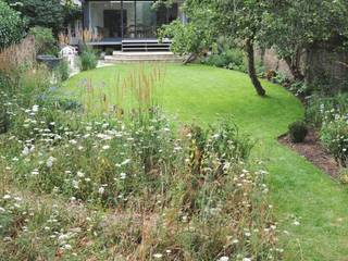 Country garden in London, Arthur Road Landscapes Arthur Road Landscapes Jardines de estilo moderno