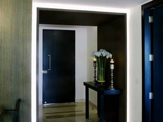 Apartment, In-situ Design In-situ Design Modern Corridor, Hallway and Staircase