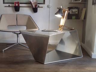 Tavolino Alluminio Design MINITRAPEZE, Aguzzoli Arredamenti Aguzzoli Arredamenti Livings de estilo industrial Aluminio/Cinc