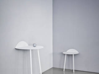 Menu Yeah Wall Table Low/Tall, byThom byThom غرفة نوم الحديد / الصلب