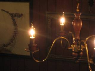 Antique Style Lighting, 株式会社サンヨウ 株式会社サンヨウ Klassieke woonkamers Koper / Brons / Messing