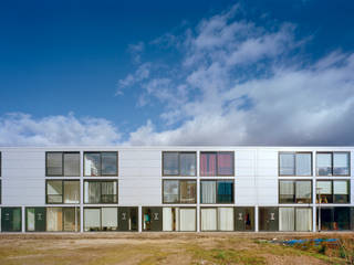 woningen Quirijnboulevard Tilburg, JMW architecten JMW architecten モダンな 家