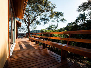 Residência JA, L2 Arquitetura L2 Arquitetura Balcone, Veranda & Terrazza in stile rurale