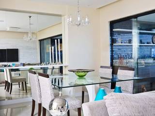 Residencial Mirante de Patamares, Bruna Oliveira Design Bruna Oliveira Design Modern dining room