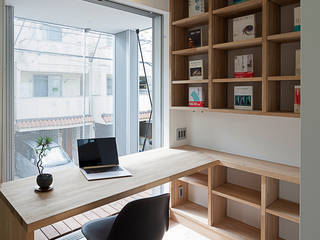 うなぎの寝床, 築紡｜根來宏典 築紡｜根來宏典 Modern study/office Wood White
