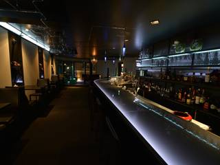 BARnikTOKYO, (株)グリッドフレーム (株)グリッドフレーム Industrial style bars & clubs