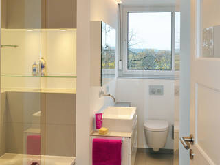 Kleines Bad, HONEYandSPICE innenarchitektur + design HONEYandSPICE innenarchitektur + design Modern bathroom