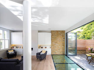 Brackenbury House, Neil Dusheiko Architects Neil Dusheiko Architects Living room