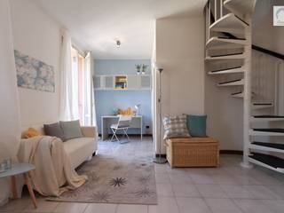 Lecco, bilocale con cucina abitabile, Charming Home Charming Home