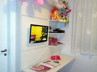 Quarto da Amanda, Camila Cortez Camila Cortez Nursery/kid’s room MDF