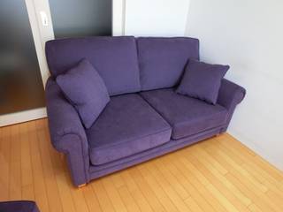 Barbara 2 seater(張替） +Ottoman, （株）工房スタンリーズ （株）工房スタンリーズ Salas de estar ecléticas Algodão Vermelho