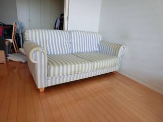 Barbara 2 seater(張替） +Ottoman, （株）工房スタンリーズ （株）工房スタンリーズ Salas de estar ecléticas Algodão Vermelho