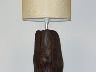 Tischlampe aus Scheunenbrannt, Meister Lampe Meister Lampe ห้องนั่งเล่น ไม้ Wood effect