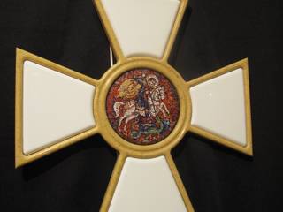 Георгиевский Крест из искусственного акрилового камня CORIAN, DINAST DINAST Произведения искусстваХудожественные изделия