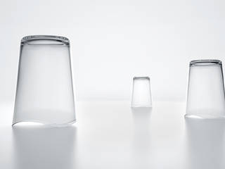 wave glass, SHINYA YOSHIDA DESIGN SHINYA YOSHIDA DESIGN Cocinas minimalistas