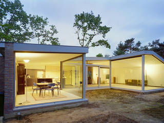 uitbreiding woonhuis, JMW architecten JMW architecten モダンデザインの ダイニング ガラス