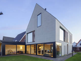 vrijstaand woonhuis particulier, JMW architecten JMW architecten モダンな 家 レンガ