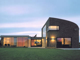 Moderne levensbestendige villa, Engelman Architecten BV Engelman Architecten BV บ้านและที่อยู่อาศัย