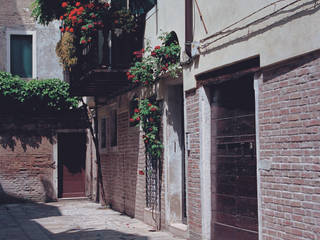 Casa Valle in Venezia, Studio Valle architettura e urbanistica Studio Valle architettura e urbanistica Minimalist houses