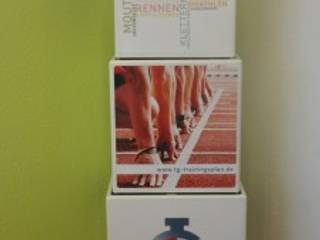 Werbewürfel und Sitzwürfel, Schreinerei Möbel - Holzsport Häupler Schreinerei Möbel - Holzsport Häupler Living room Engineered Wood Transparent