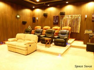 Private Home Theater, Space Sense Space Sense Медиа комната в классическом стиле