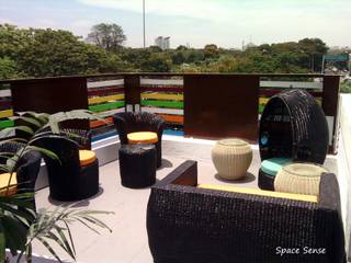 Blitzz Terrace Lounge, Space Sense Space Sense Spazi commerciali