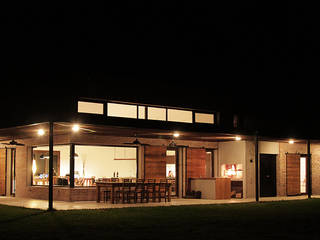 Casa CL, BAM! arquitectura BAM! arquitectura カントリーな 家