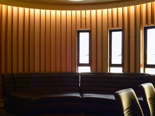[Oficina MAD], Wowa Wowa Modern Study Room and Home Office Wood Amber/Gold