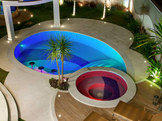 homify Modern pool