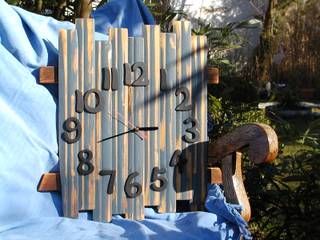 Uhr, Holz-Spiel-Troedel Holz-Spiel-Troedel Eklektik Oturma Odası Ahşap Ahşap rengi