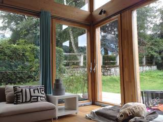 Beautiful Three Bedrooms Chalet , Namas Namas Modern living room Glass Wood effect