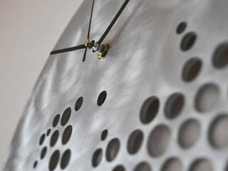 Orologio da parete Mondo, R.Ely Design R.Ely Design Other spaces Aluminium/Zinc