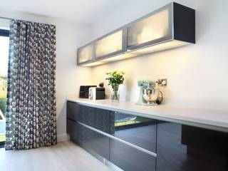 Twitchell Lane, in-toto Kitchens Design Studio Marlow in-toto Kitchens Design Studio Marlow Moderne Küchen