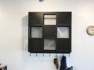 Iron Wall Drawrs Chest, 올오브더빈티지 (all of the vintage) 올오브더빈티지 (all of the vintage) Industrial style study/office