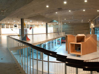 La Cabaña. Pabellón de Arquitectura, Tragaluz Estudio de Arquitectura Tragaluz Estudio de Arquitectura Moderne Kinderzimmer