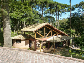 Churrasqueira da Residência WS, Sakaguti Arquitetos Associados Sakaguti Arquitetos Associados Casas de estilo rústico Madera Acabado en madera