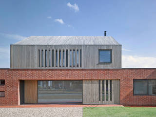 Broad Street House, Suffolk, Nash Baker Architects Ltd Nash Baker Architects Ltd モダンな 家 レンガ