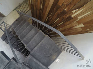 Casa GM5, Matatena Arquitectura Matatena Arquitectura Modern corridor, hallway & stairs