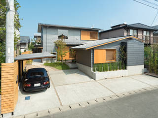 石畳みの中庭をもつ家らしい家, FAD建築事務所 FAD建築事務所 Modern style balcony, porch & terrace