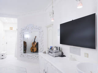 2-х комнатная квартира 47,68 m2 в ЖК "Лосиный остров", Архитектурно-дизайнерское бюро Натальи Медведевой "APRIORI design" Архитектурно-дизайнерское бюро Натальи Медведевой 'APRIORI design' Classic style living room