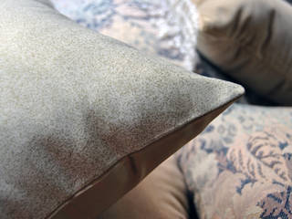 Cojines personalizados con olor | Sala , Herminia Mor Herminia Mor Eclectic style living room Textile Amber/Gold