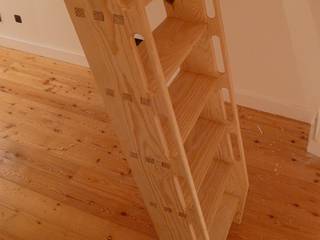 Camera da letto moderna di Tomaz Viana Designermaker Moderno