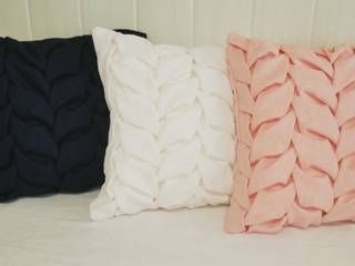 Coussin origami , Au Joli Coussin Au Joli Coussin 에클레틱 침실 아마 / 리넨 핑크