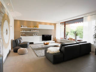Modern gemütlich und funktional, Zimmermanns Kreatives Wohnen Zimmermanns Kreatives Wohnen Eclectic style living room Leather Grey