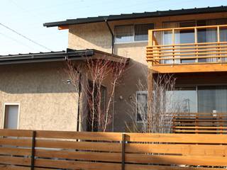 岐阜県可児市, 株式会社タマゴグミ 株式会社タマゴグミ Casas de estilo asiático Madera Acabado en madera