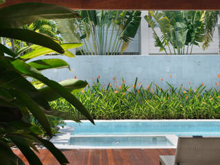 Residência Barra da Tijuca III, Carmen Mouro - Arquitetura de Exteriores e Paisagismo Carmen Mouro - Arquitetura de Exteriores e Paisagismo Modern Pool Marble