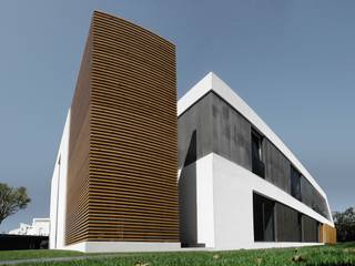 Shelf House, MUTANT architecture & design MUTANT architecture & design Case in stile minimalista